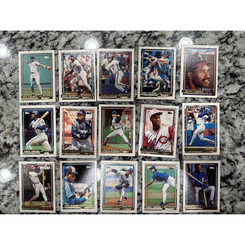 LOT OF 15 1992 TOPPS GOLD WINNER BASEBALL Gwynn Carter Johnson Murray Larkin